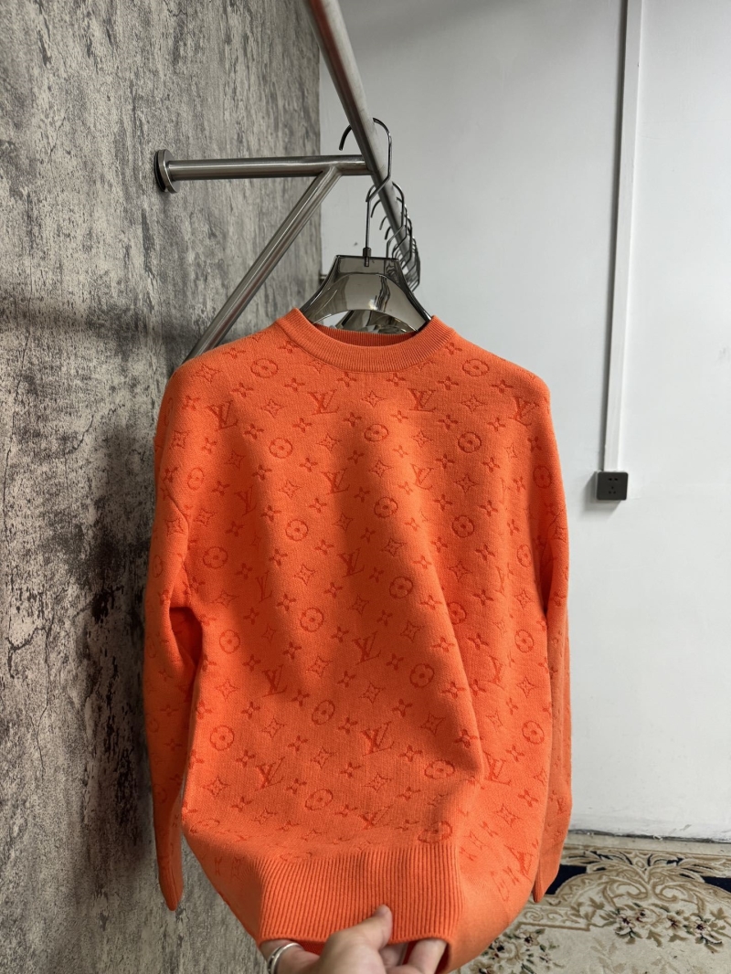 l0vis Vvtt0n sweater